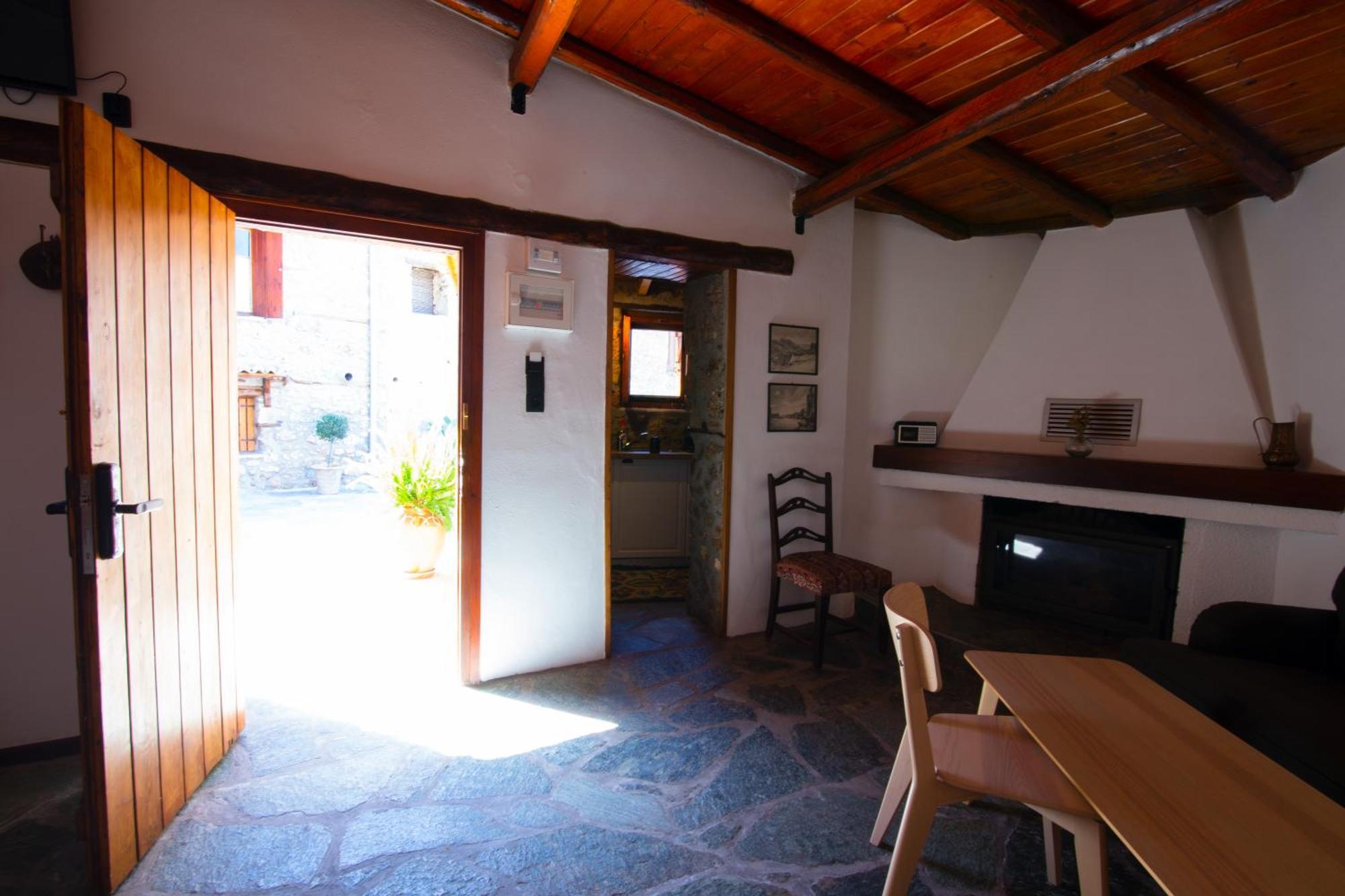 Fteri Stone House In Platanos, Akrata公寓 外观 照片